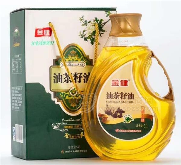 金健茶油，精选高树龄茶树，冷榨工艺保留活性物质，油烟少更健康