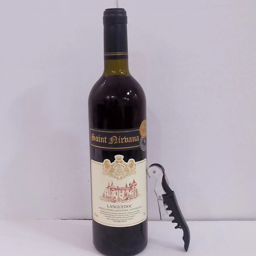 厂家直供圣尼威樽城堡干红葡萄酒加工定制